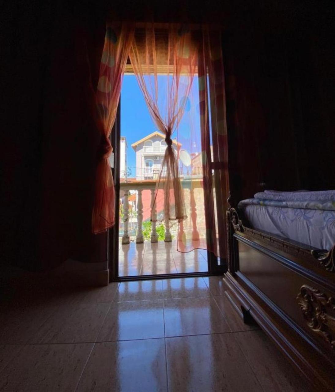 Gather Inn Guest House Shkoder Bagian luar foto