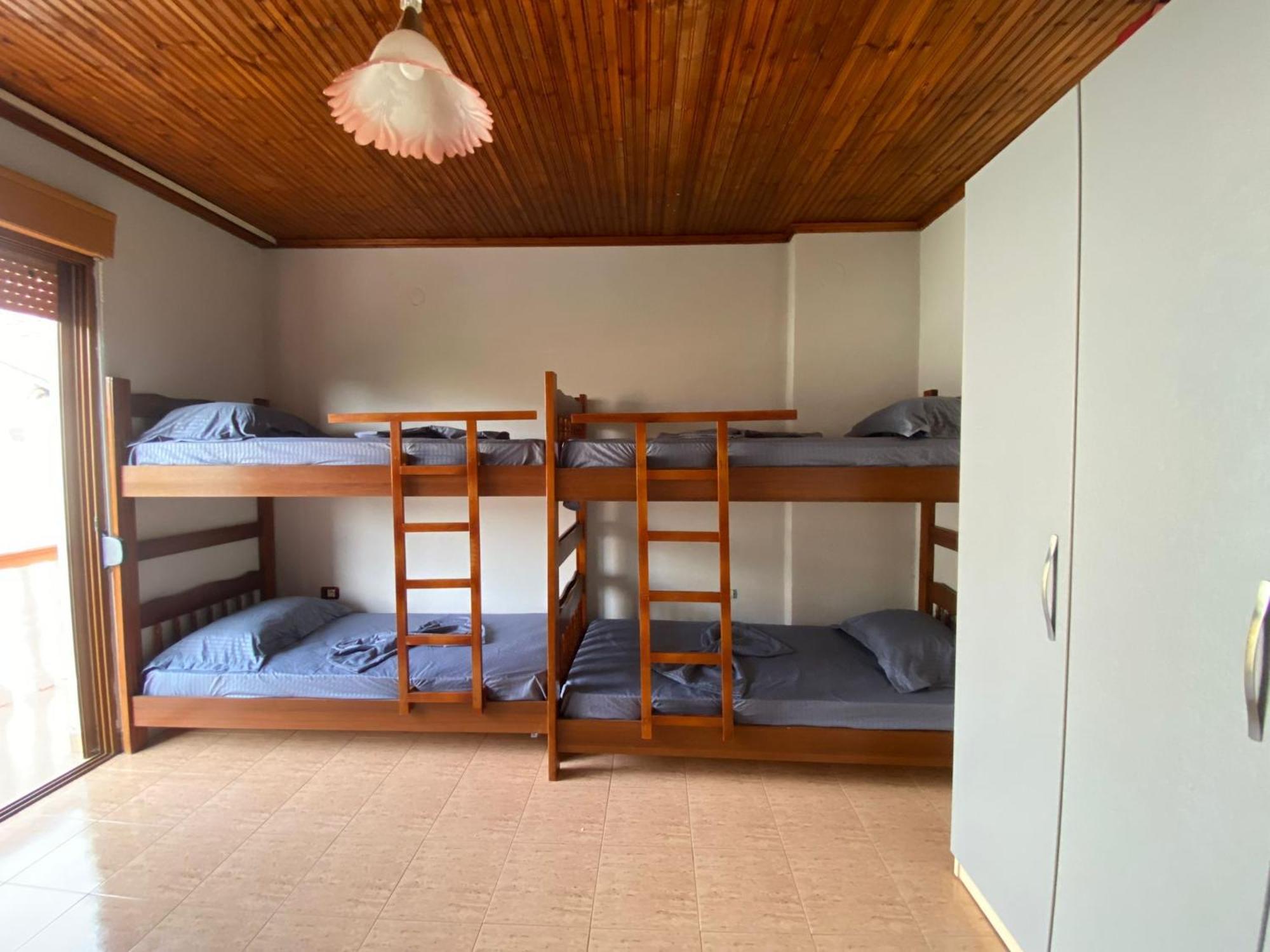 Gather Inn Guest House Shkoder Bagian luar foto